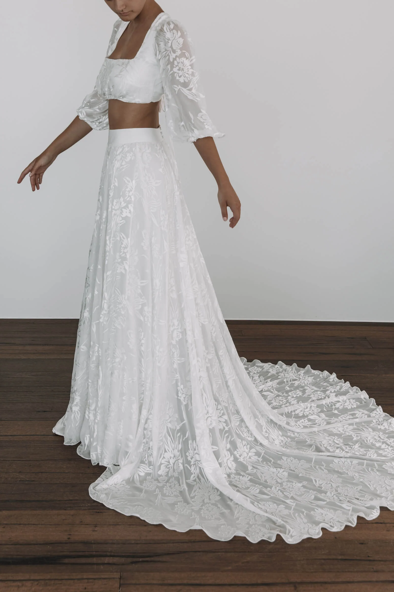 Behati - Image 8
