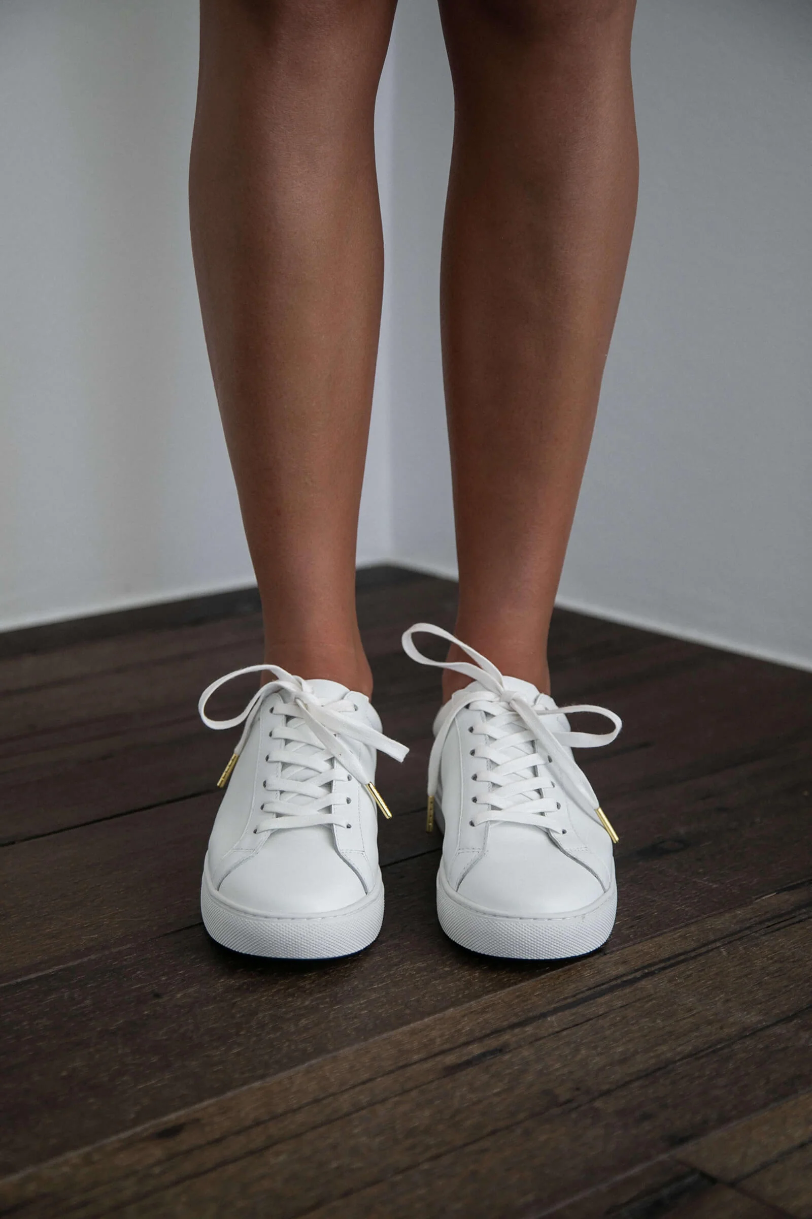 Essential White Leather Sneaker - Image 3