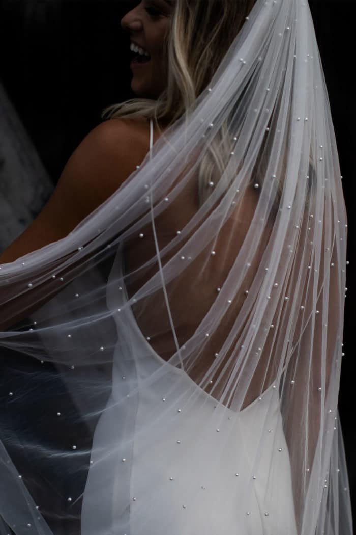 Pearly Long Veil - Image 4