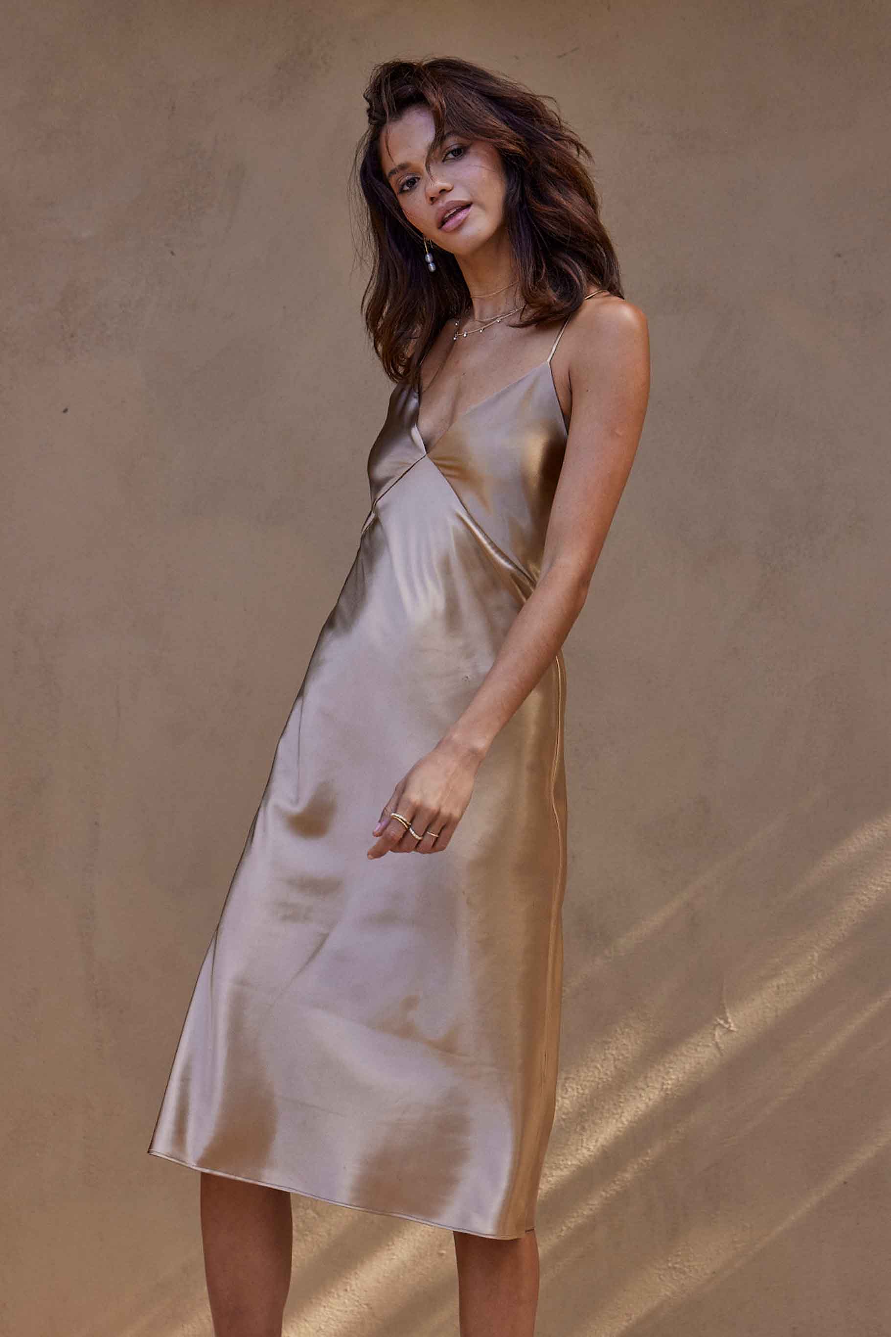 Silky Satin Midi Gold - Image 5